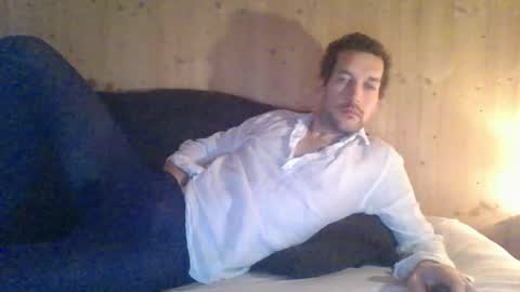 Snapshot of paueriwan chatting on December 1, 2025, 8:08 am paueriwan online show from December 1, 2025, 8:08 am