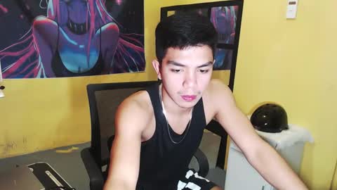 Snapshot of paul968323 chatting on November 17, 2025, 8:36 pm MrBigPaul online show from November 17, 2025, 8:36 pm