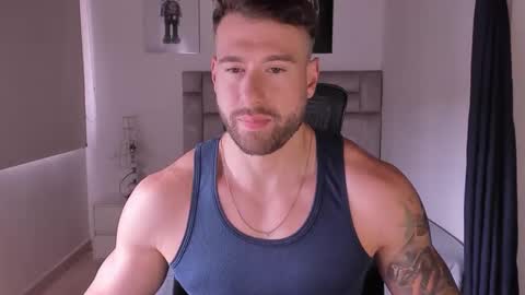 Snapshot of paul_roger chatting on September 8, 2025, 8:19 pm PAUL ROGER online show from September 8, 2025, 8:19 pm