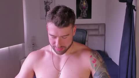 PAUL ROGER online show from March 10, 2026, 5:18 pm