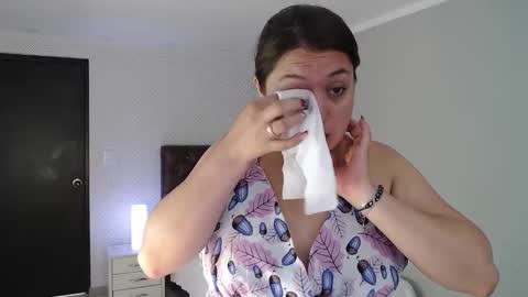 Snapshot of paula_anderson_ chatting on December 6, 2024, 12:05 pm PAULA online show from December 6, 2024, 12:05 pm