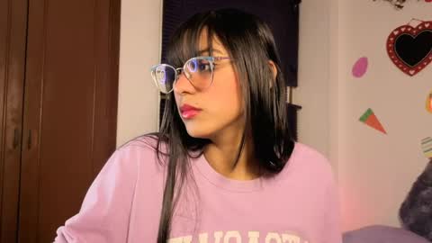 Snapshot of paulacutexs chatting on April 27, 2026, 3:37 am Paula online show from April 27, 2026, 3:37 am