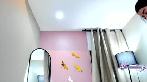 Snapshot of paulafer_ chatting on January 15, 2025, 1:45 am online show from January 15, 2025, 1:45 am