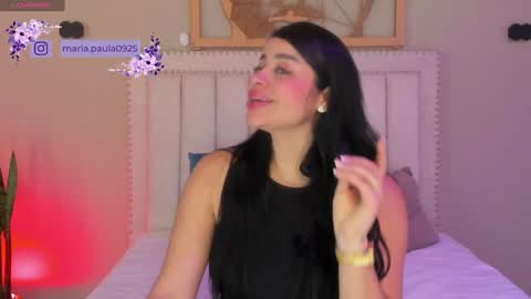 Snapshot of paulafer_ chatting on January 17, 2025, 1:36 am online show from January 17, 2025, 1:36 am