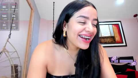 Snapshot of paulafer_ chatting on March 8, 2025, 11:07 pm online show from March 8, 2025, 11:07 pm