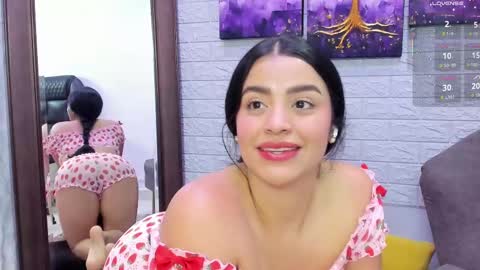 Snapshot of paulafer_ chatting on September 11, 2025, 9:04 pm online show from September 11, 2025, 9:04 pm