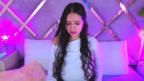 Snapshot of paulette_dupont_ chatting on December 19, 2025, 4:41 am paulette_dupont_ online show from December 19, 2025, 4:41 am