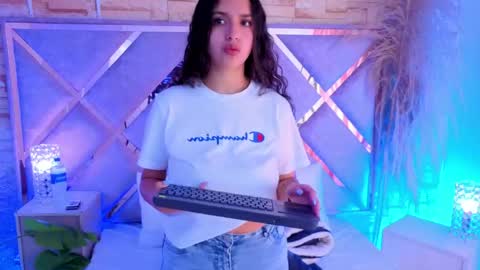 Snapshot of paulette_dupont_ chatting on June 8, 2026, 1:50 am paulette_dupont_ online show from June 8, 2026, 1:50 am
