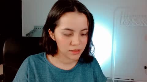 Paulina online show from November 19, 2025, 10:32 pm