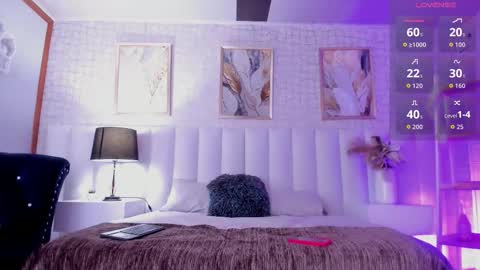 paulina johns online show from March 25, 2026, 12:11 pm