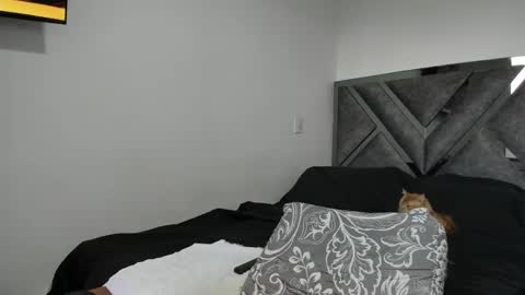 Snapshot of paulina_l chatting on November 12, 2025, 9:14 pm Paulina online show from November 12, 2025, 9:14 pm