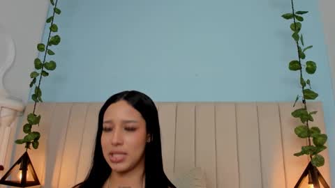 Snapshot of paulina_lopezz chatting on February 19, 2025, 11:14 pm PAULINA online show from February 19, 2025, 11:14 pm