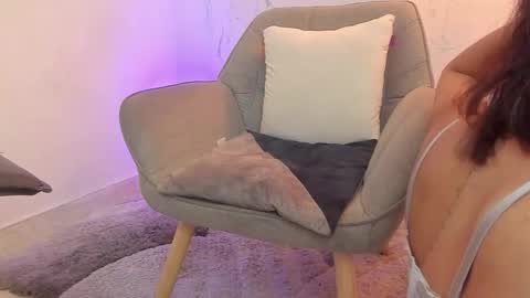 Snapshot of paulina_lopezz chatting on September 20, 2025, 8:10 pm PAULINA online show from September 20, 2025, 8:10 pm