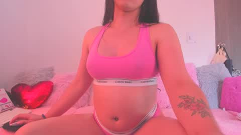 call me ur bbygurl online show from January 17, 2025, 8:55 pm