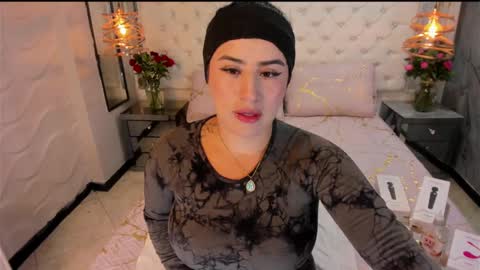 paulinabelen21 online show from February 19, 2025, 3:28 am