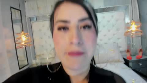 paulinabelen21 online show from March 8, 2025, 4:01 am