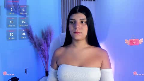 Paulina Belle online show from November 21, 2025, 12:48 pm