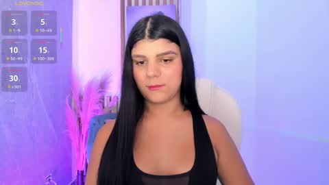 Paulina Belle online show from May 15, 2026, 2:02 pm