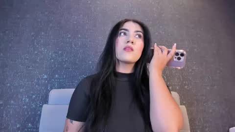 Snapshot of paulinaduarte_ chatting on March 7, 2026, 11:29 am Paulina online show from March 7, 2026, 11:29 am