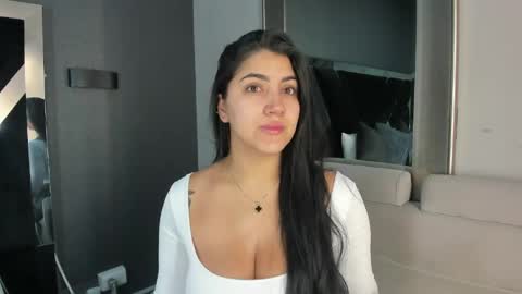 Snapshot of paulinaduarte_ chatting on April 16, 2026, 11:55 am Paulina online show from April 16, 2026, 11:55 am