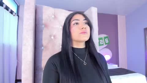 Snapshot of paulinaduarte_ chatting on June 17, 2026, 12:07 pm Paulina online show from June 17, 2026, 12:07 pm
