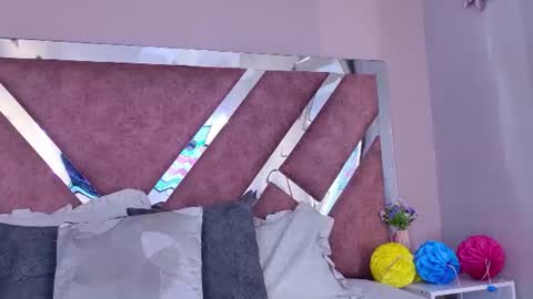 Snapshot of paulinaduarte_ chatting on June 27, 2026, 12:10 pm Paulina online show from June 27, 2026, 12:10 pm