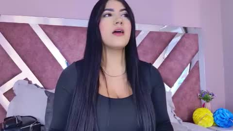 Snapshot of paulinaduarte_ chatting on June 27, 2026, 4:12 pm Paulina online show from June 27, 2026, 4:12 pm