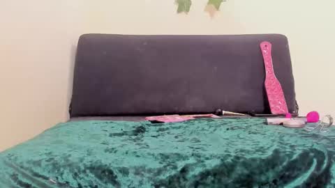 Paulinches online show from February 2, 2026, 7:34 pm