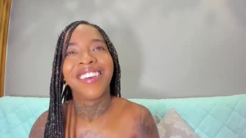 Pauline online show from September 12, 2025, 1:38 am