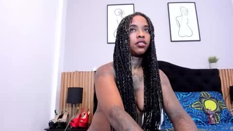 Snapshot of pauline_fox chatting on May 1, 2026, 4:44 pm Pauline online show from May 1, 2026, 4:44 pm