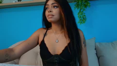 Snapshot of paulinne_clark chatting on February 25, 2026, 8:29 pm paulinne_clark online show from February 25, 2026, 8:29 pm