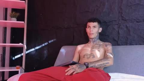 Paulo online show from January 7, 2026, 9:39 pm