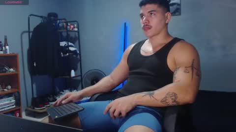 Snapshot of paulo_allen chatting on March 8, 2025, 3:45 pm Paulo online show from March 8, 2025, 3:45 pm