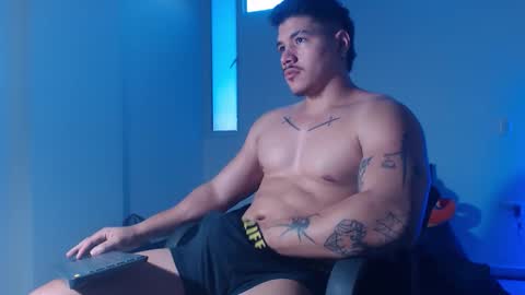 Snapshot of paulo_allen chatting on September 21, 2025, 11:23 am Paulo online show from September 21, 2025, 11:23 am