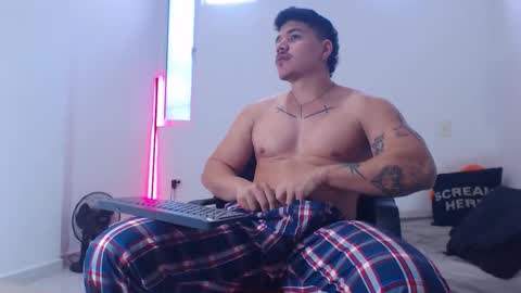 Snapshot of paulo_allen chatting on November 13, 2025, 1:10 pm Paulo online show from November 13, 2025, 1:10 pm