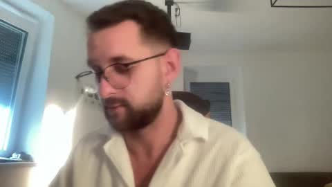 Snapshot of paulsimpsn chatting on October 11, 2025, 6:56 am love bush online show from October 11, 2025, 6:56 am