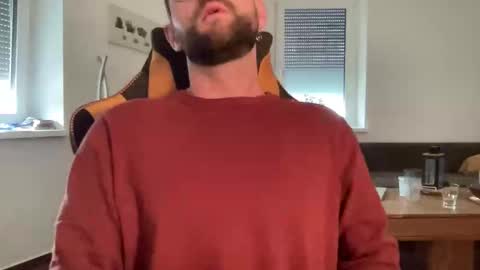 Snapshot of paulsimpsn chatting on October 18, 2025, 8:15 am love bush online show from October 18, 2025, 8:15 am