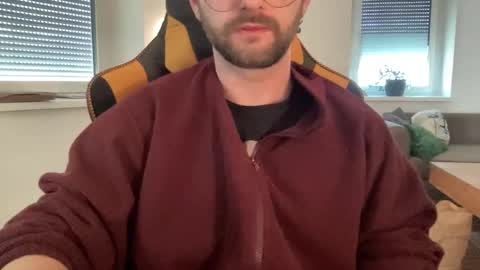 Snapshot of paulsimpsn chatting on October 25, 2025, 10:34 am love bush online show from October 25, 2025, 10:34 am