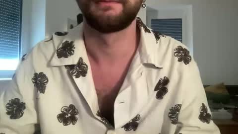 Snapshot of paulsimpsn chatting on November 21, 2025, 11:53 am love bush online show from November 21, 2025, 11:53 am