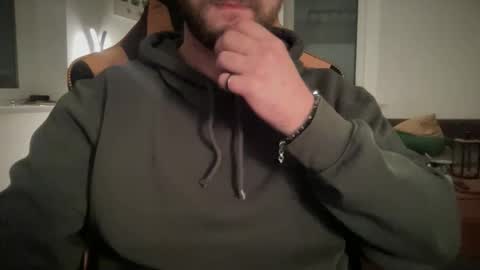 Snapshot of paulsimpsn chatting on November 24, 2025, 8:19 pm love bush online show from November 24, 2025, 8:19 pm