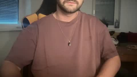 Snapshot of paulsimpsn chatting on July 6, 2026, 5:48 pm love bush online show from July 6, 2026, 5:48 pm