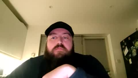 Snapshot of pauluk24 chatting on December 5, 2025, 12:08 am pauluk24 online show from December 5, 2025, 12:08 am