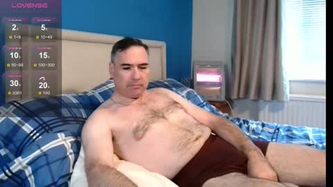 paulyandrew online show from November 16, 2025, 12:33 pm