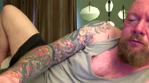 Snapshot of paulyb445 chatting on September 20, 2025, 9:54 am paulyb445 online show from September 20, 2025, 9:54 am