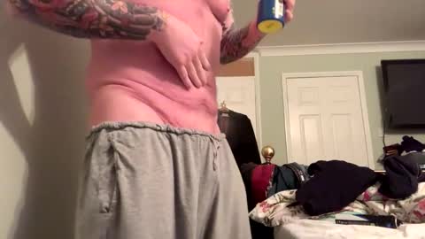 paulyb445 online show from February 19, 2026, 8:54 am