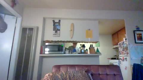 pawgkiller online show from November 22, 2025, 6:40 pm