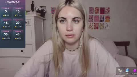 Allisses online show from September 21, 2025, 6:37 am