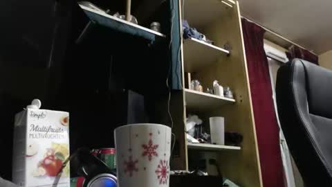 pc8474408 online show from December 4, 2025, 2:04 pm