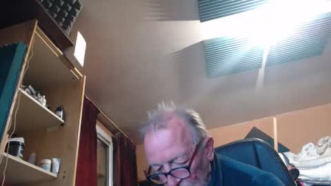 pc8474408 online show from April 15, 2026, 10:55 am