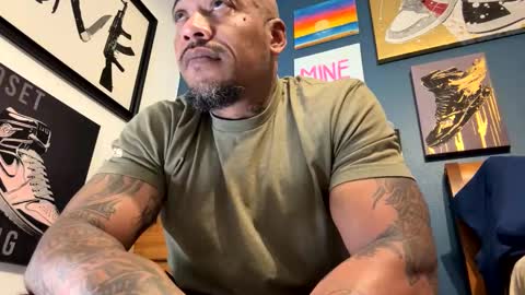 Phenomenal online show from April 20, 2026, 12:02 am